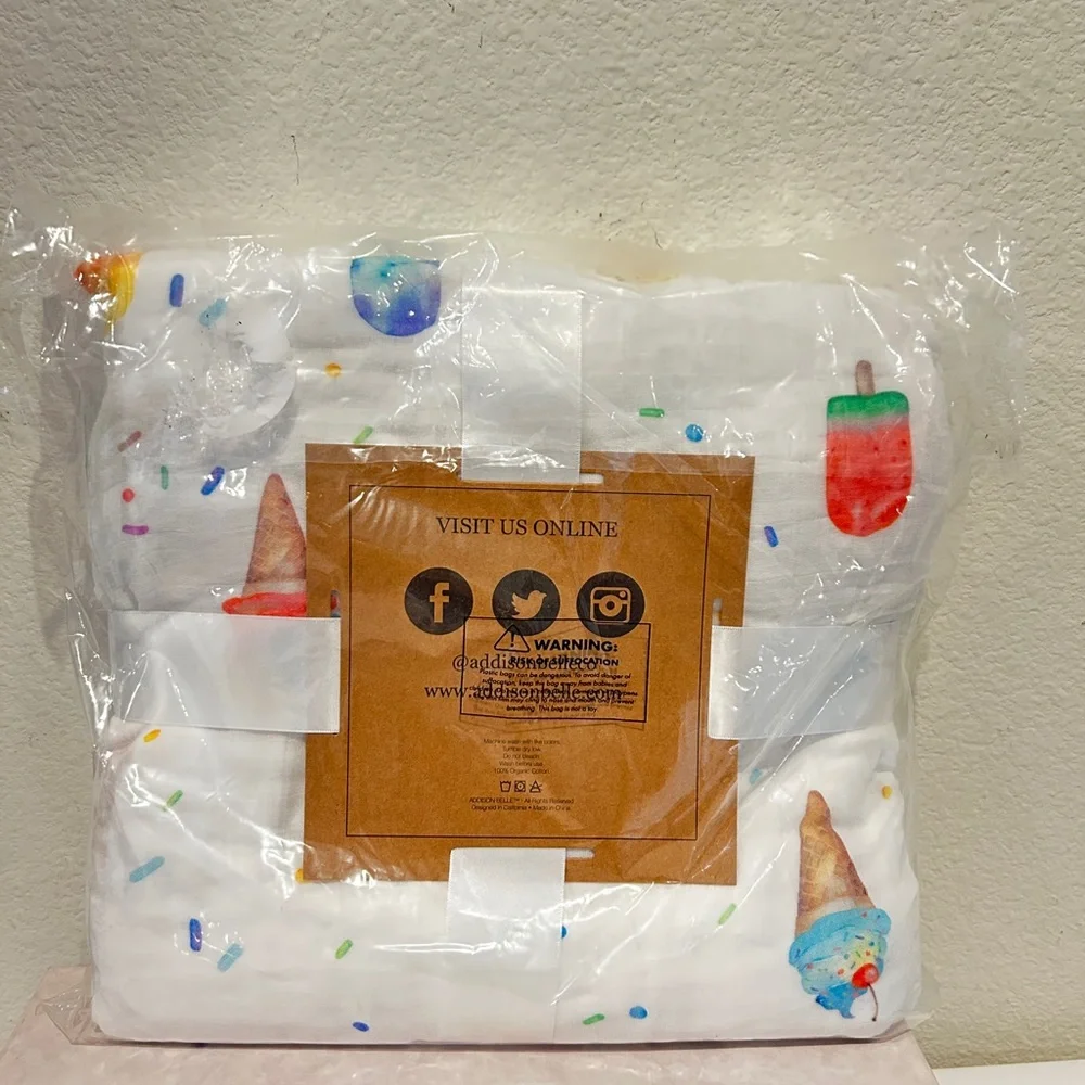 ADDISON BELLE Organic Everything Blanket Ice Cream, New with Tag